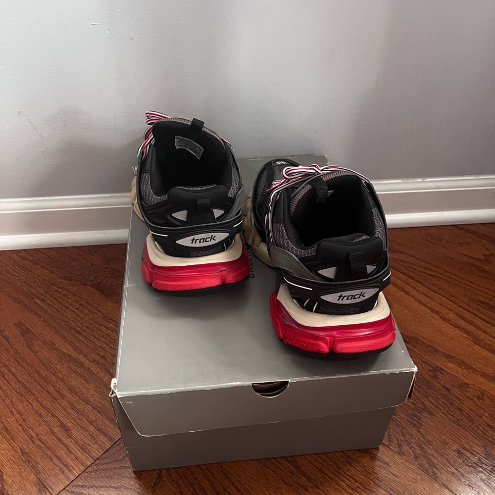 Balenciaga Track Sneakers - Picture 3 of 8